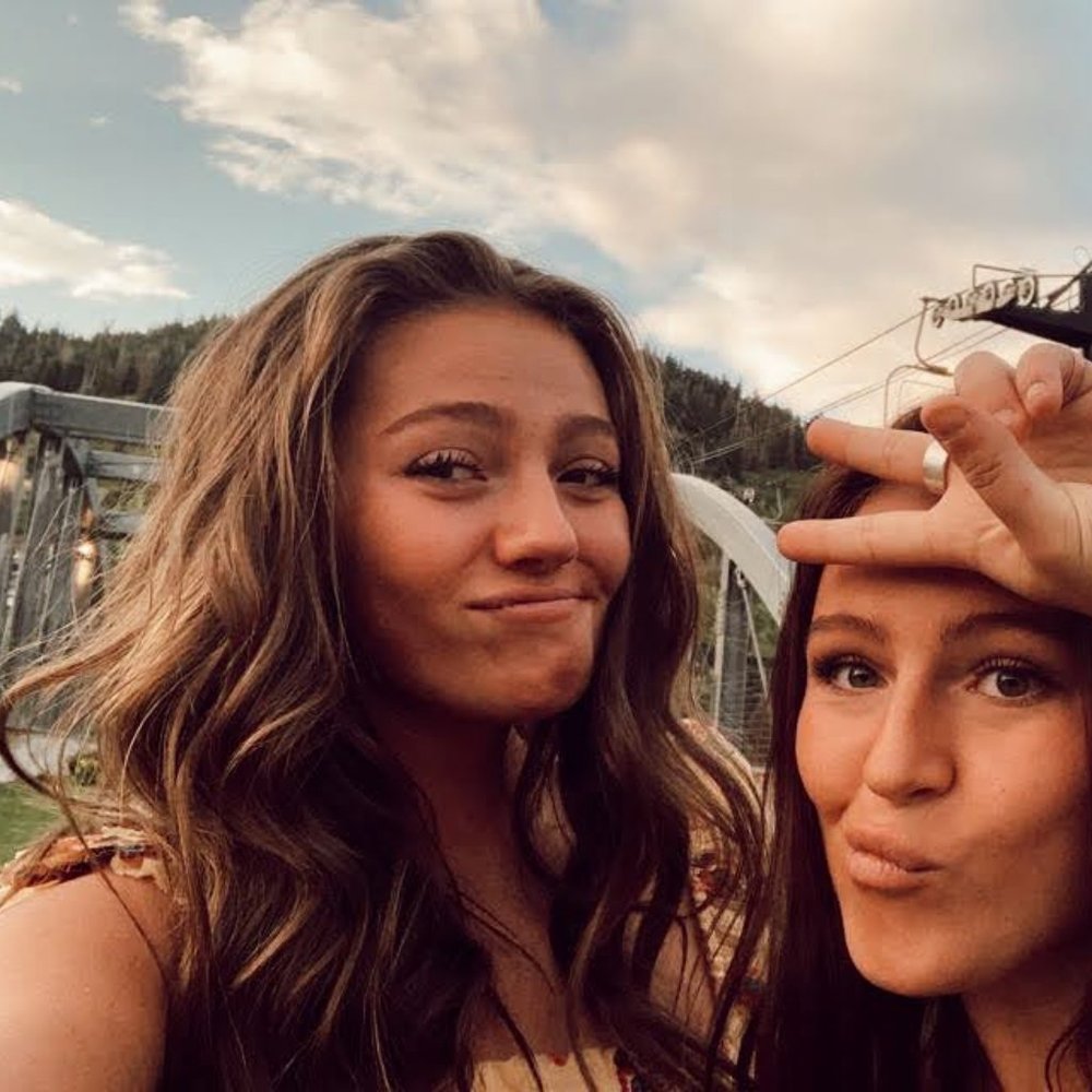 Meet your Posher, Hailey